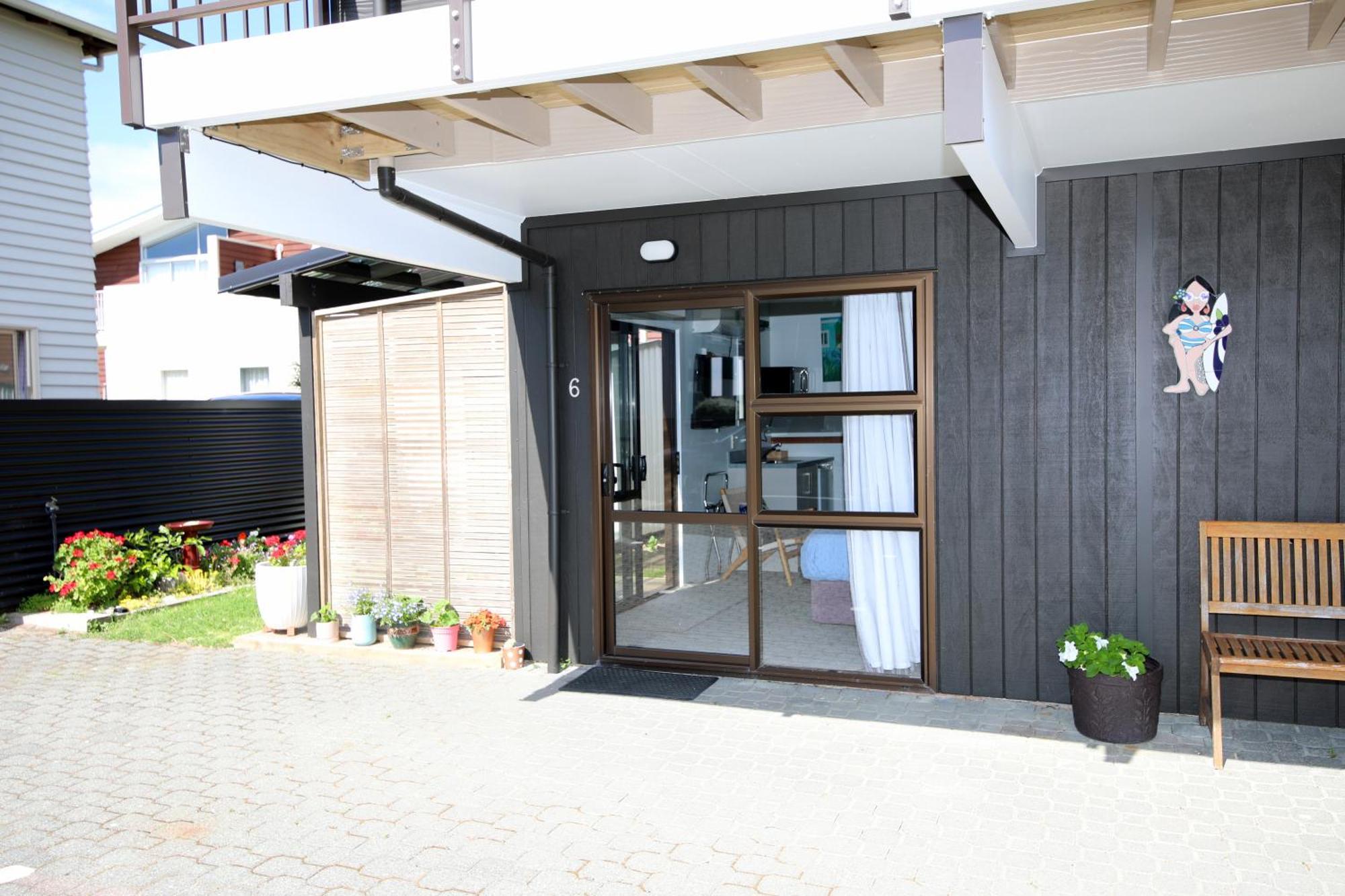 Blue Marlin Apartments Уитианга Екстериор снимка