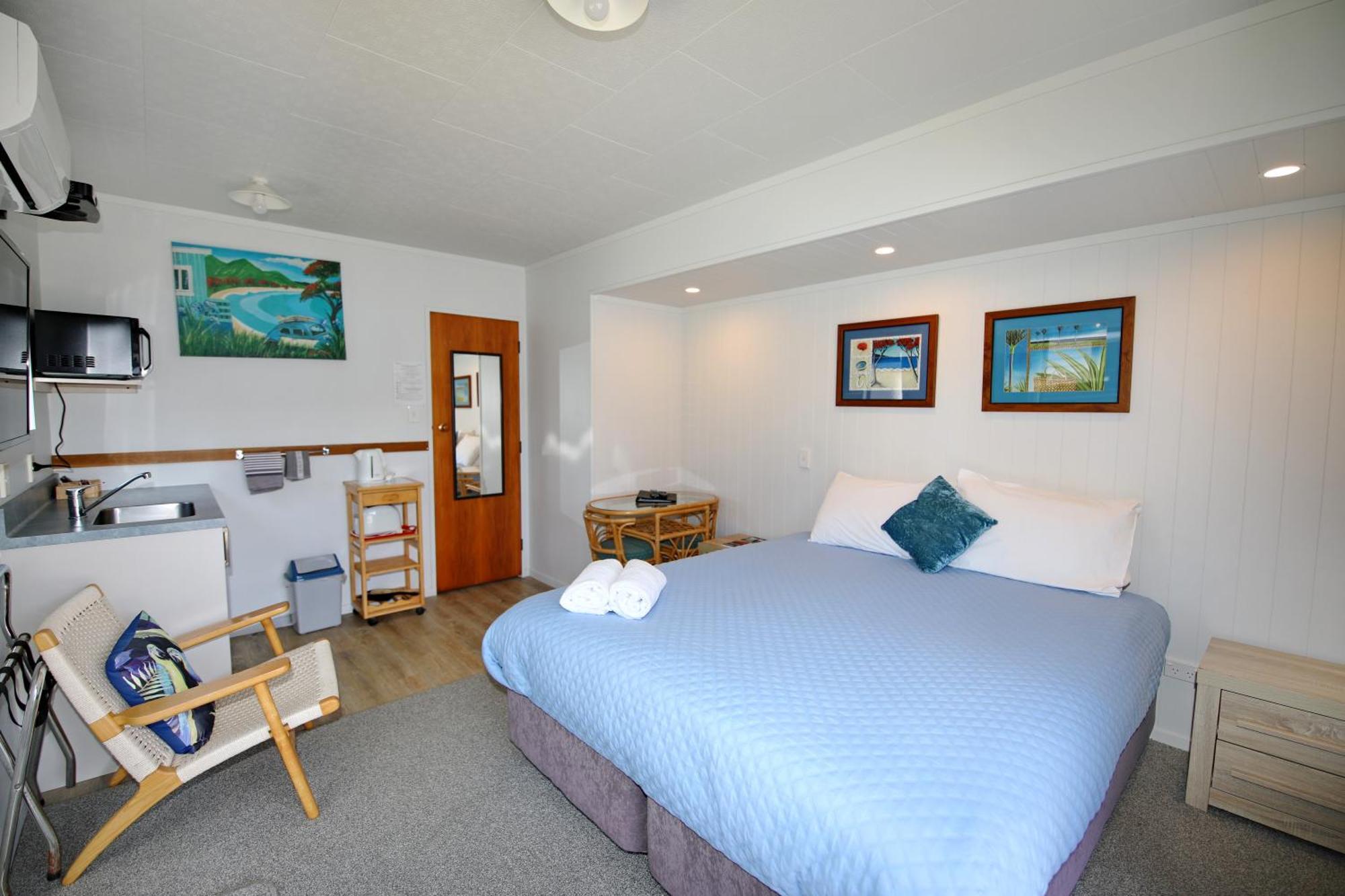 Blue Marlin Apartments Уитианга Екстериор снимка