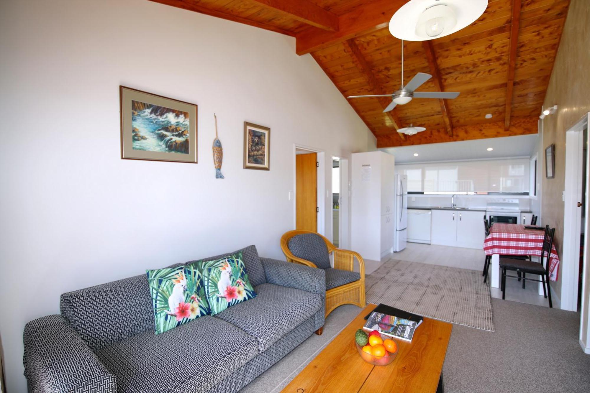 Blue Marlin Apartments Уитианга Екстериор снимка